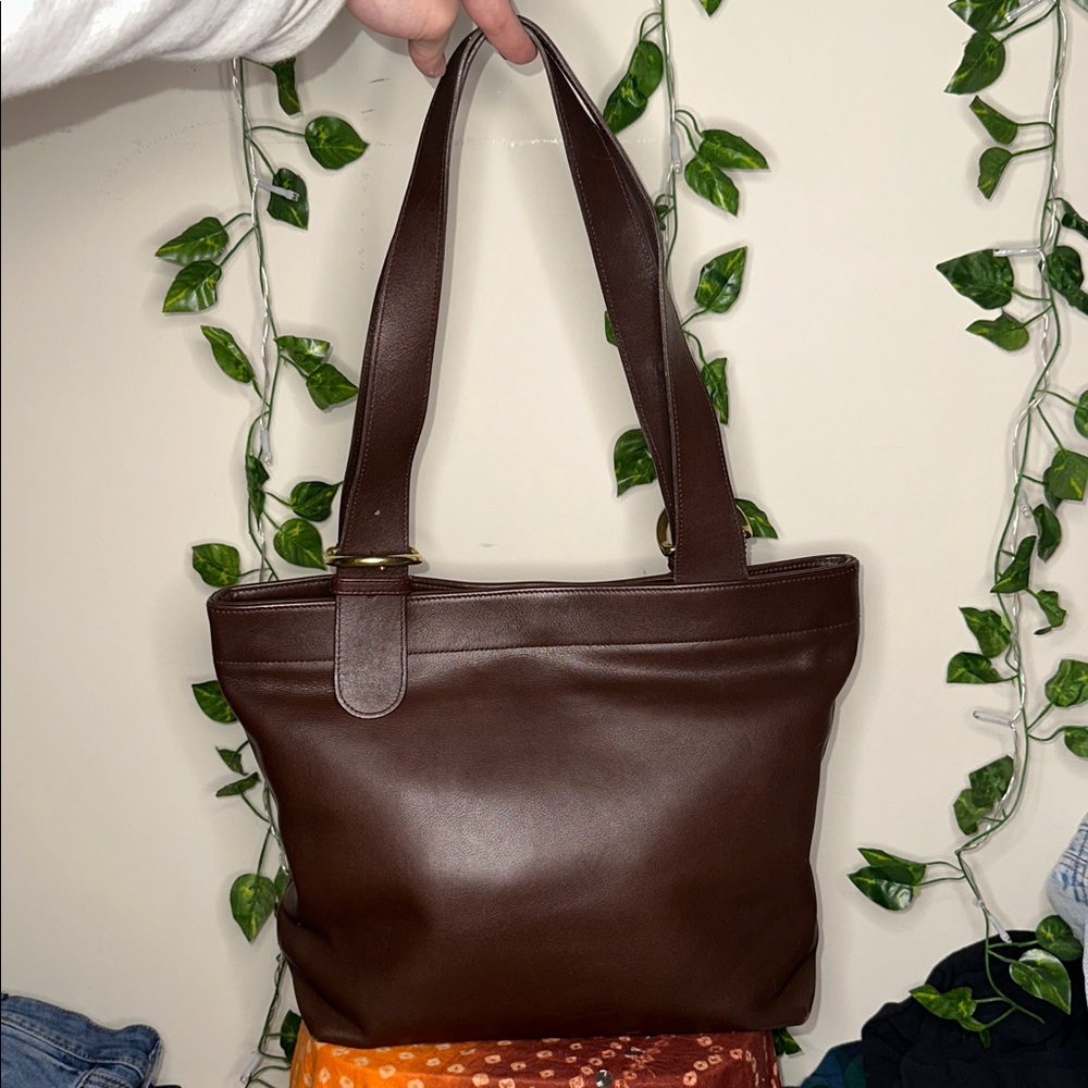 064-Coach Vintage # 4140 Elegant SoHo Waverly Lafayette Brown Leather Tote Bag